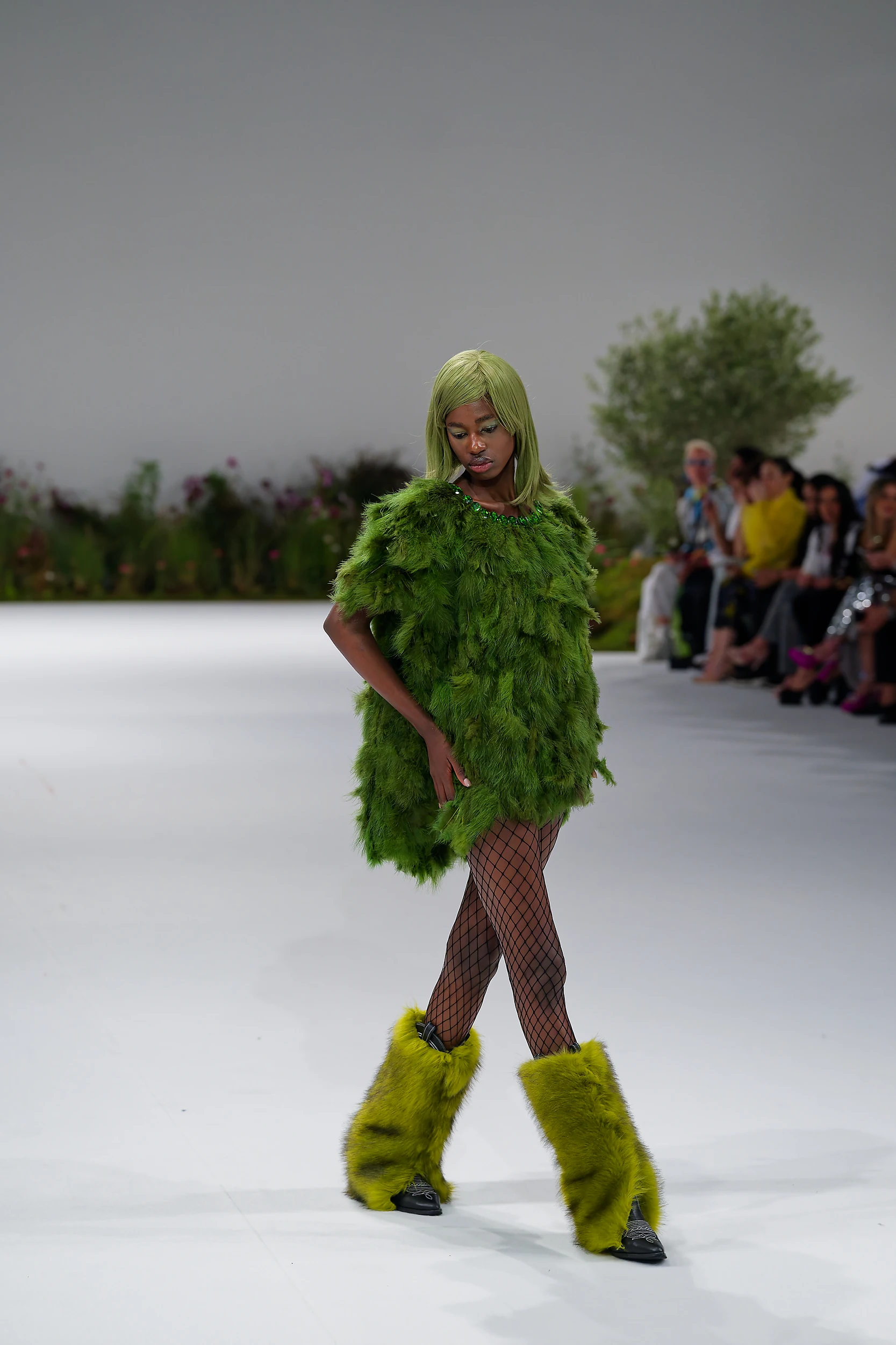 EDITORIAL - EDITORIAL FASHION RUNWAY DUBAI 104 BY ADETOLA ODUKOYA