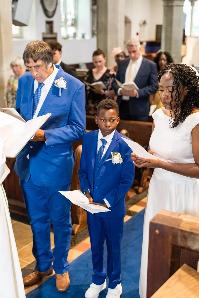 Luxury documentary wedding photography at high-end UK venue - Photo 31