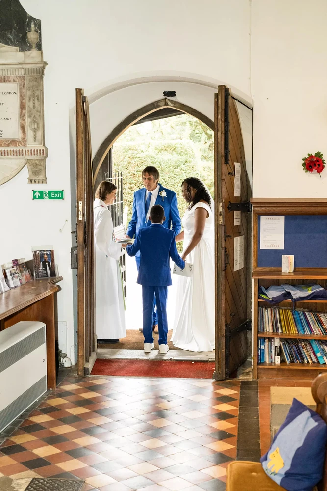 Luxury documentary wedding photography at high-end UK venue - Photo 35