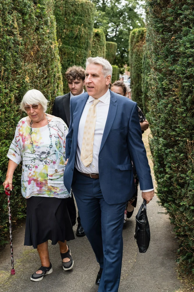 Luxury documentary wedding photography at high-end UK venue - Photo 36