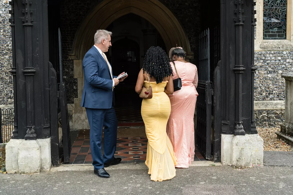 Luxury documentary wedding photography at high-end UK venue - Photo 38